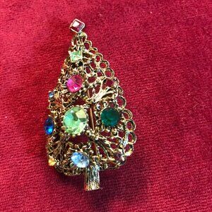 Vintage  Christmas Tree Brooch Pin  Multi Color Rhinestones